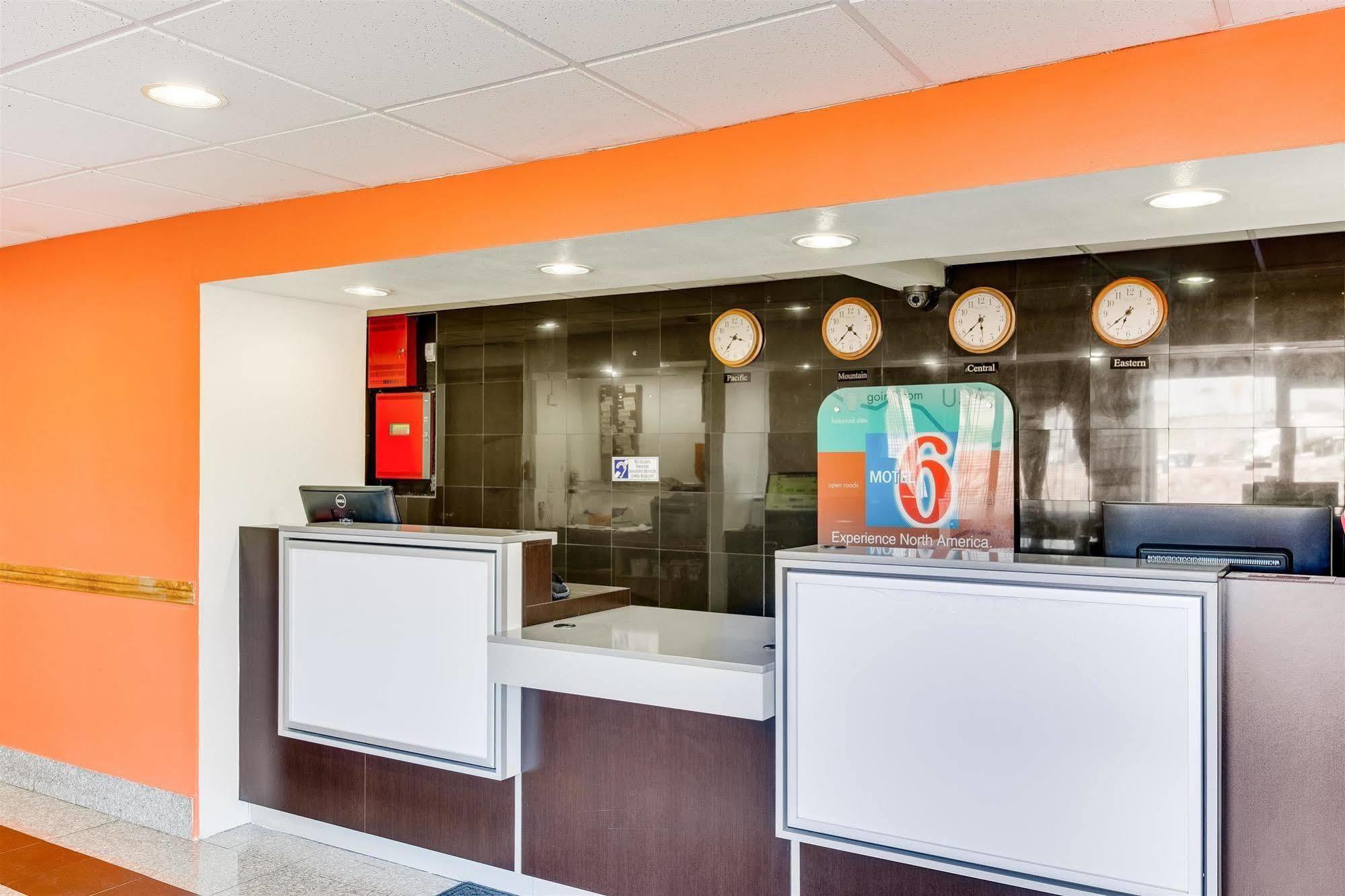 Motel 6-El Paso, Tx - West Exterior photo